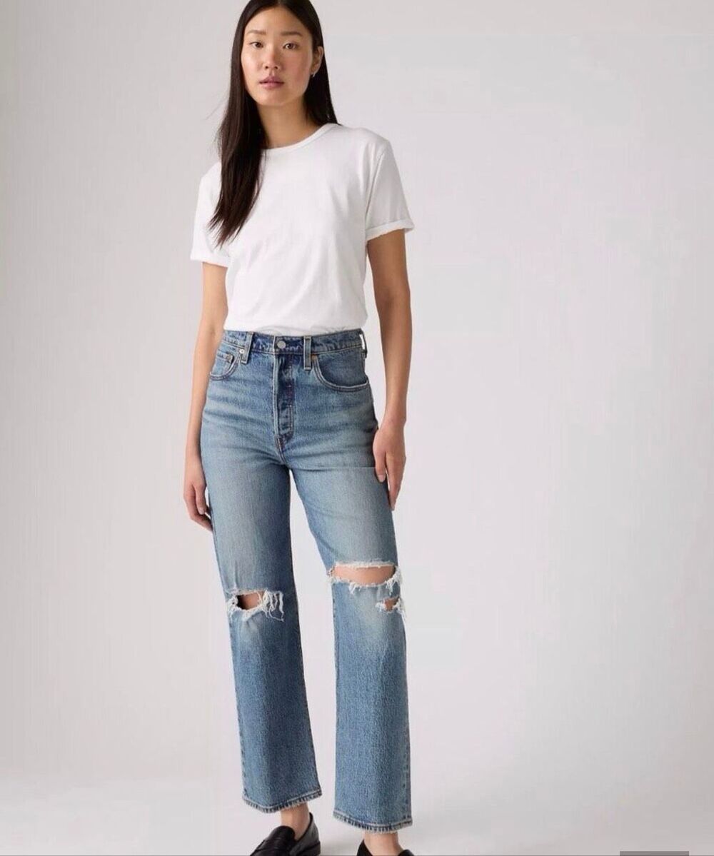 Levi’s Ribcage Straight Ankle Denim Jeans, Women’s Size 26 Destroyed